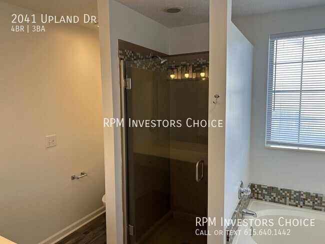 Building Photo - 2041 Upland Dr
