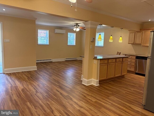 Primary Photo - 134 Fillmore St