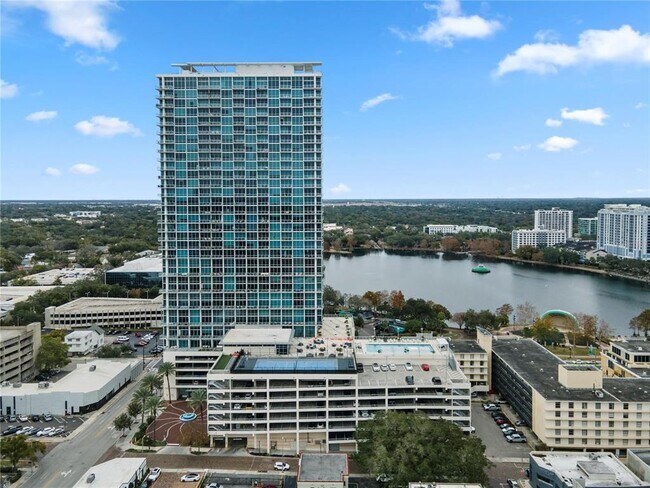 Building Photo - 150 E Robinson St