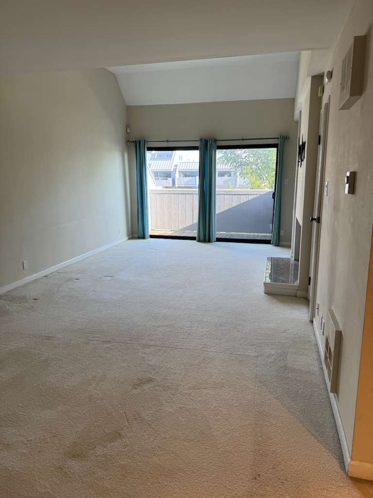 Building Photo - 7 Embarcadero W