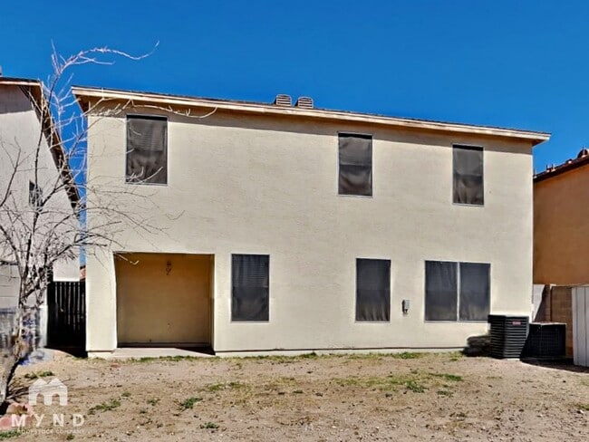Building Photo - 11529 W Flores Dr