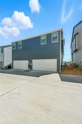 Building Photo - 913 Janwood Dr