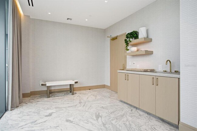 Building Photo - 3015 S Ysabella Ave