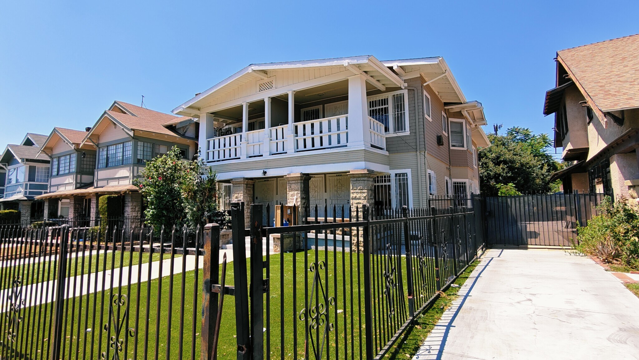Building Photo - 3021 Van Buren Pl