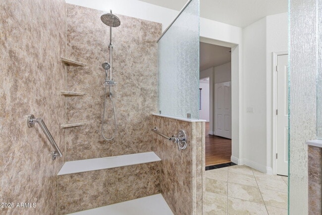 Building Photo - 6206 W Buckhorn Trail