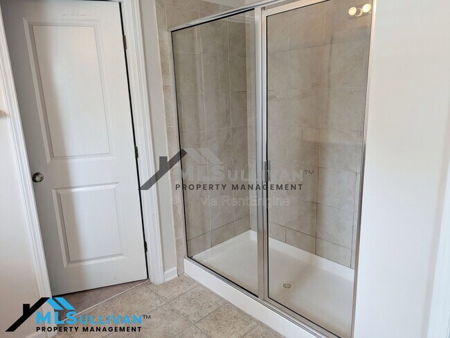 Building Photo - 3973 White Kestrel Dr