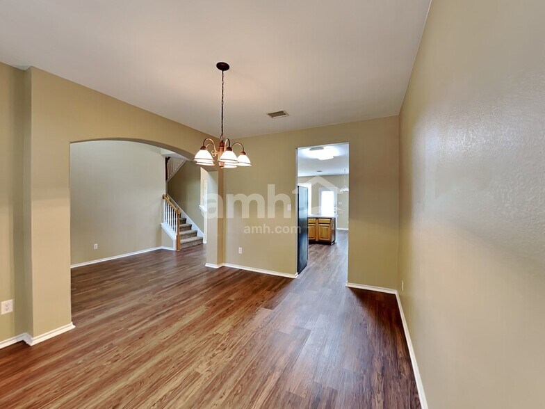 Building Photo - 1817 Melissa Oaks Ln