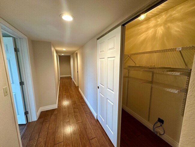 Building Photo - Beautiful 4-Bedroom Home with Stunning Views in Lake Wildwood, Penn Valley