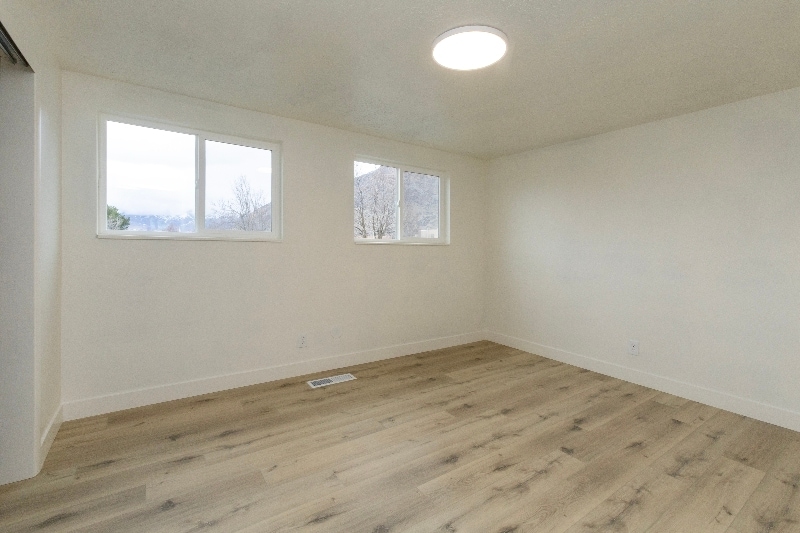 Building Photo - 996 9th St