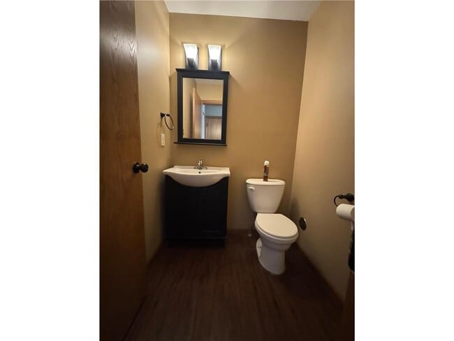 Building Photo - 109 Oriole Path