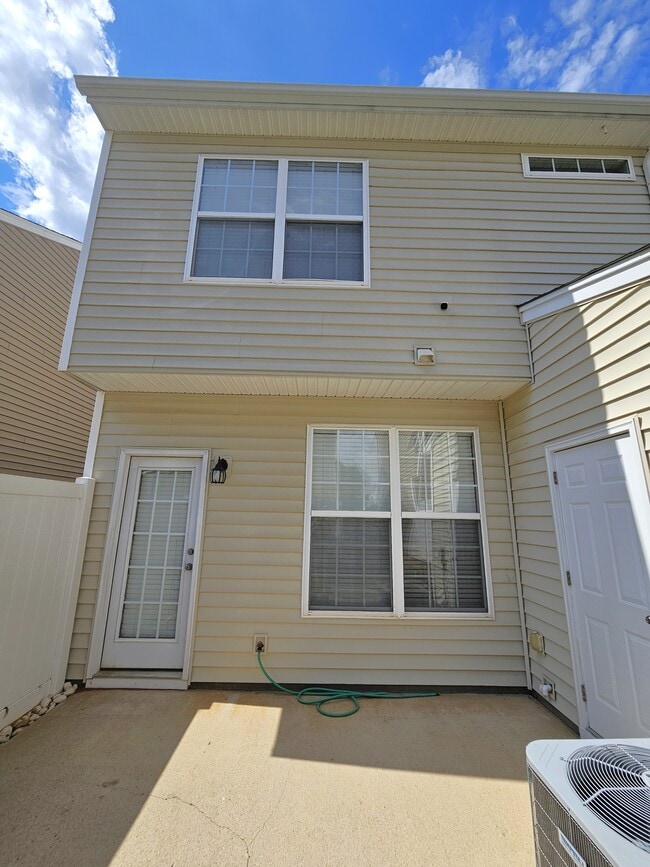 Building Photo - 308 Cumulus Ct