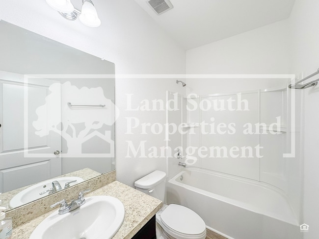 Building Photo - 4141 Salt Springs Ln