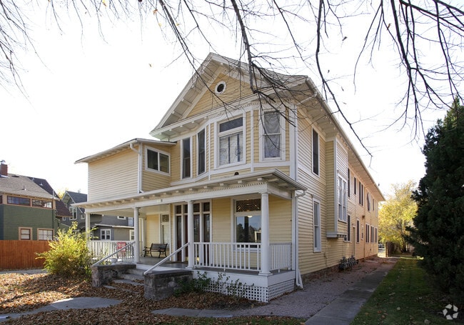 Primary Photo - 608 N Nevada Ave