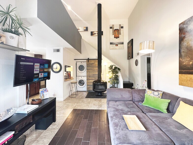 Building Photo - 3500 N HAYDEN Rd