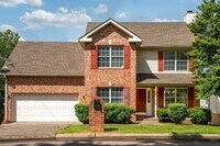 Building Photo - 109 Edgewater Ct