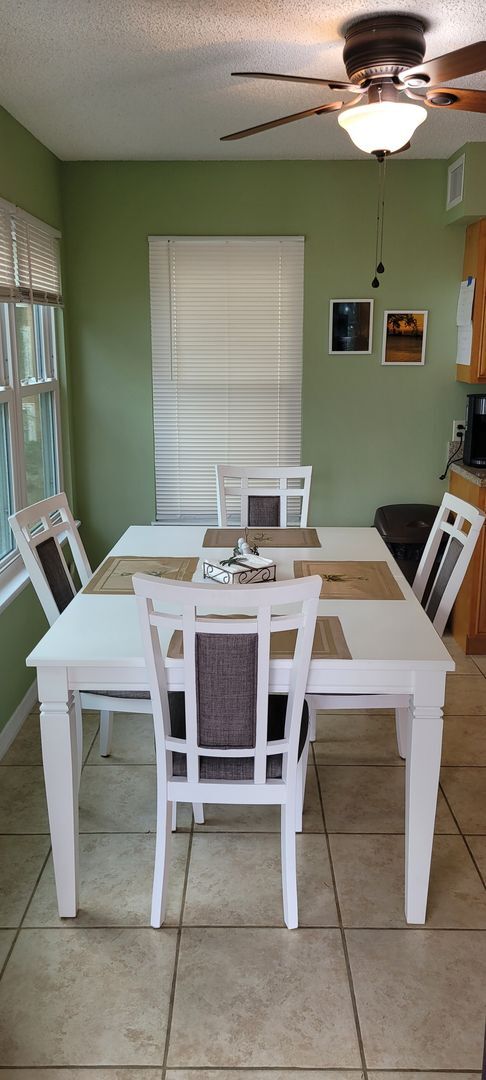 Building Photo - Funished Resort Style Condo in Gated Community- River Front