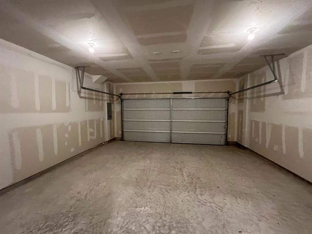 Building Photo - 1325 Lake Alpine Trl