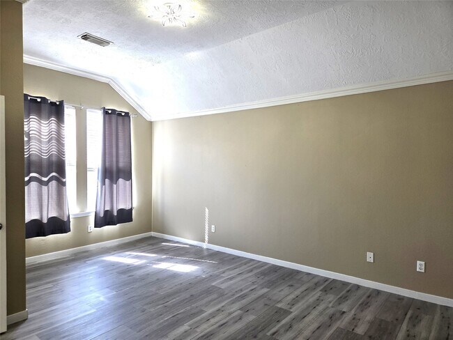 Building Photo - 19031 Golden Heath Ln