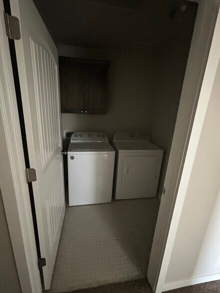 Building Photo - 1008 Frank Henry Rd