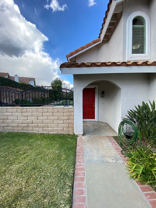 Building Photo - 15530 Oakflats Rd