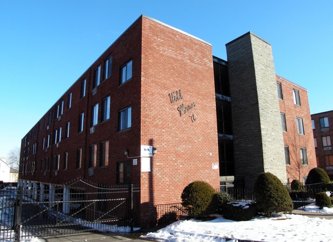 Building Photo - Webb Manor