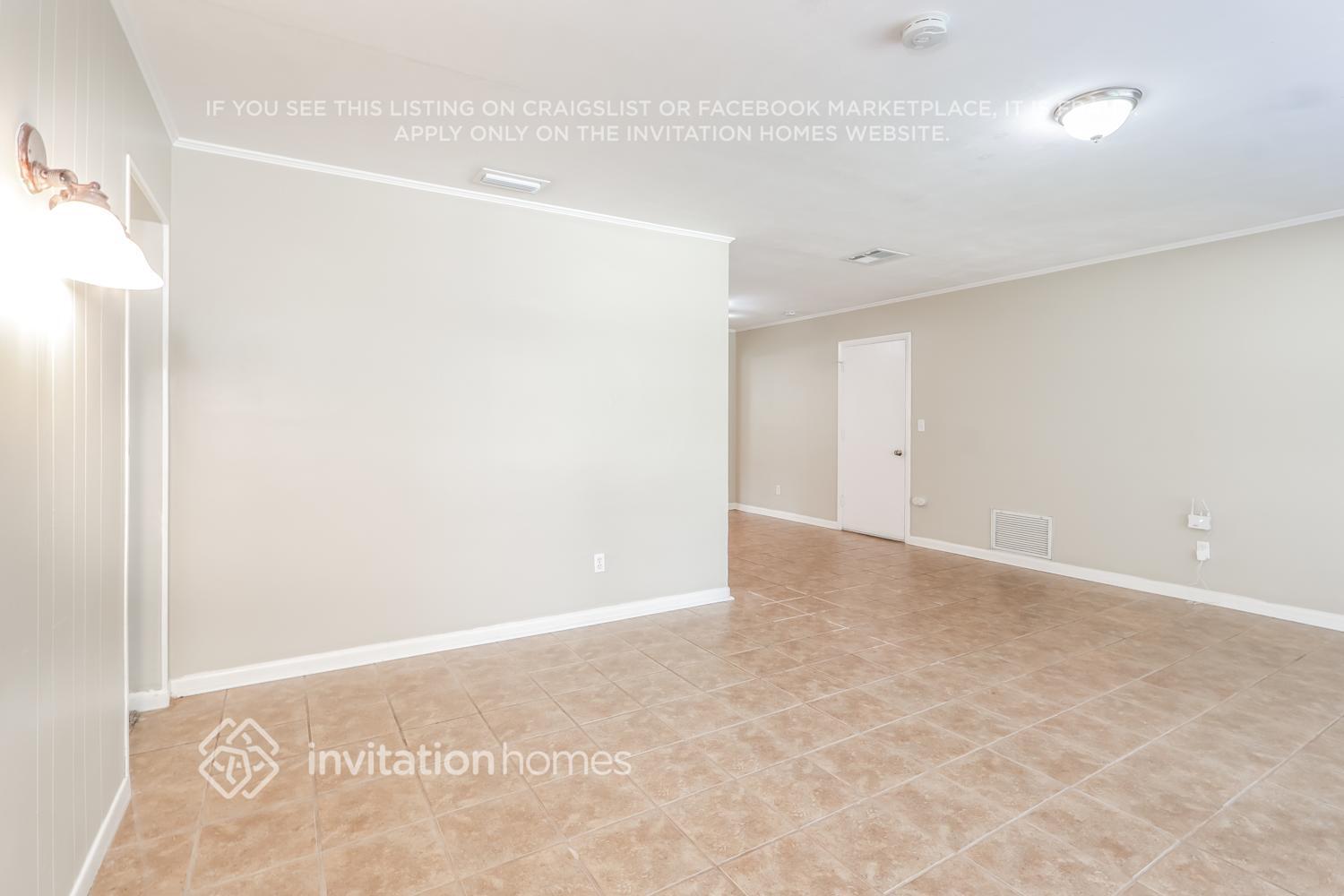 Building Photo - 1520 Price Cir