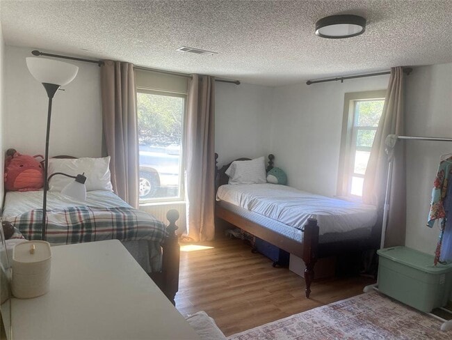 Building Photo - 111 Sierra Loma