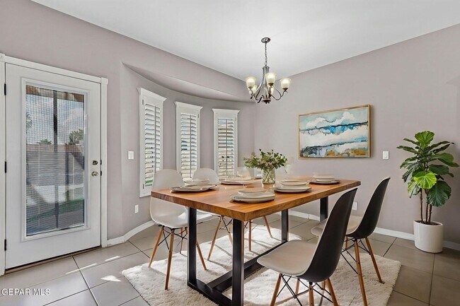 Building Photo - 3129 Spring Willow