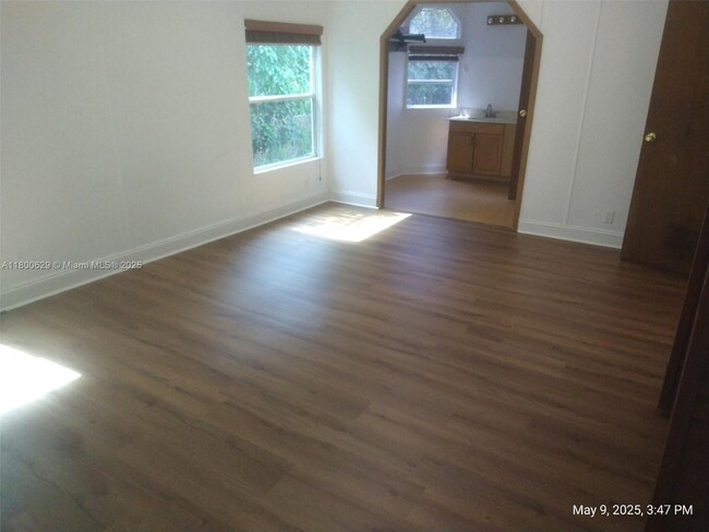 Building Photo - 35250 SW 177th Ct