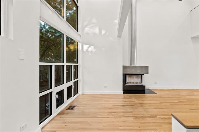 Building Photo - 3344 Miro Pl