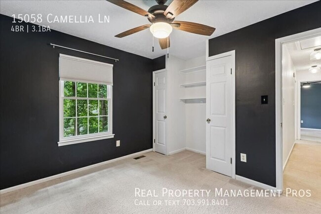 Building Photo - 15058 Camellia Ln