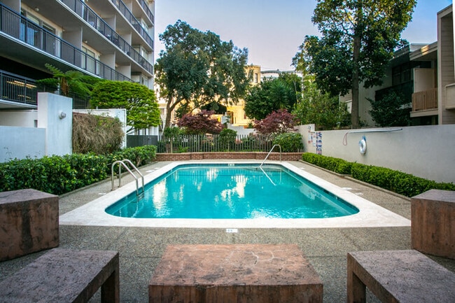 Building Photo - Crystal Tower Apartments