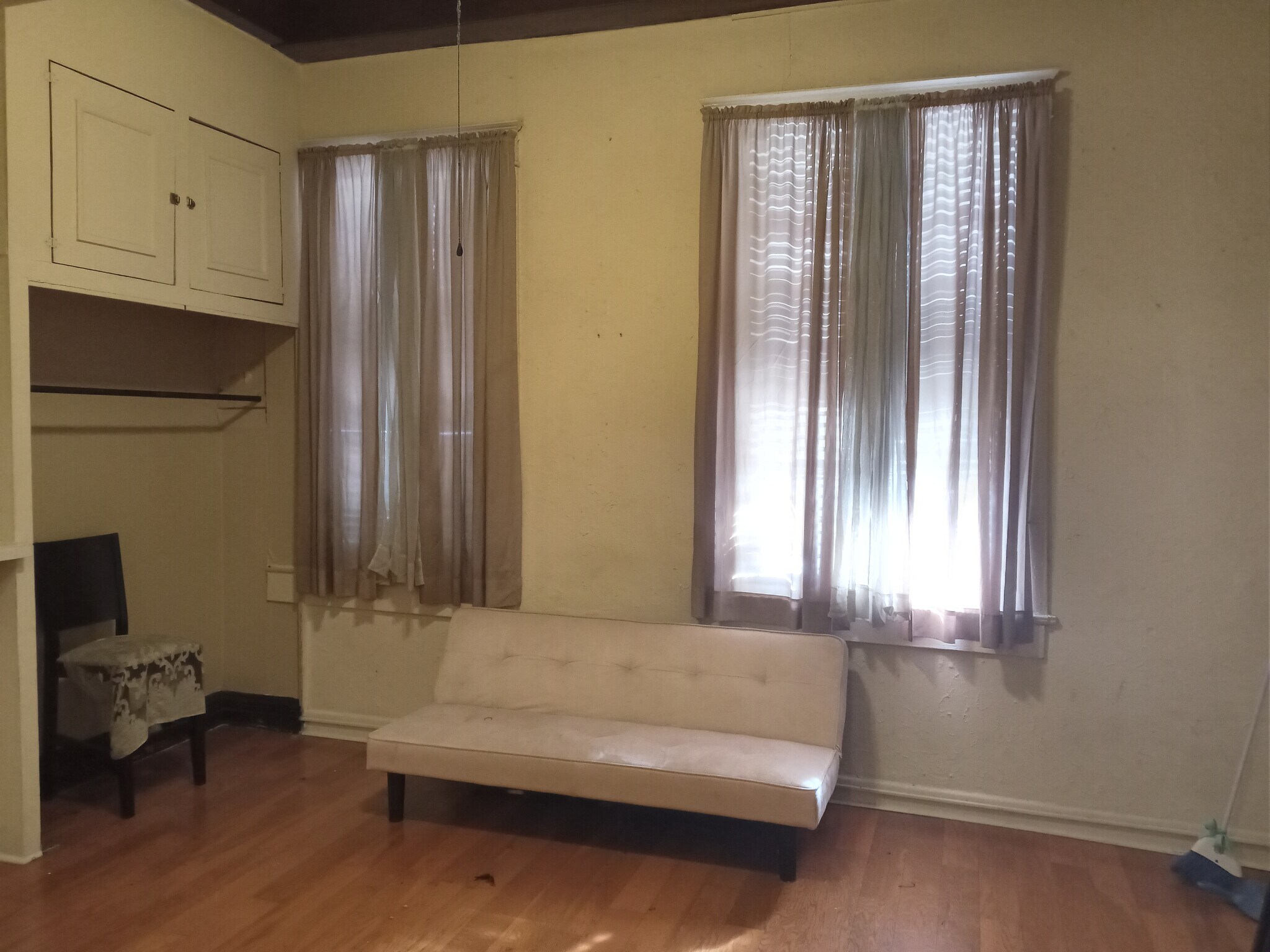 Building Photo - 929 Dumaine St