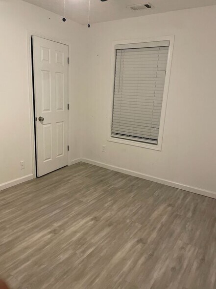 Building Photo - 1552 Alcovy Falls Dr SE