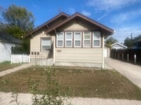Building Photo - 1212 E 19th St