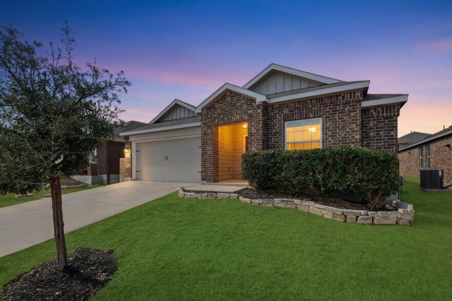 Building Photo - 31681 Nimbus Dr