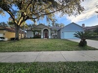 Building Photo - Your Clermont Home Awaits — Space, Style, and a Prime Location