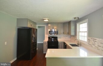 Building Photo - 17312 Amity Dr