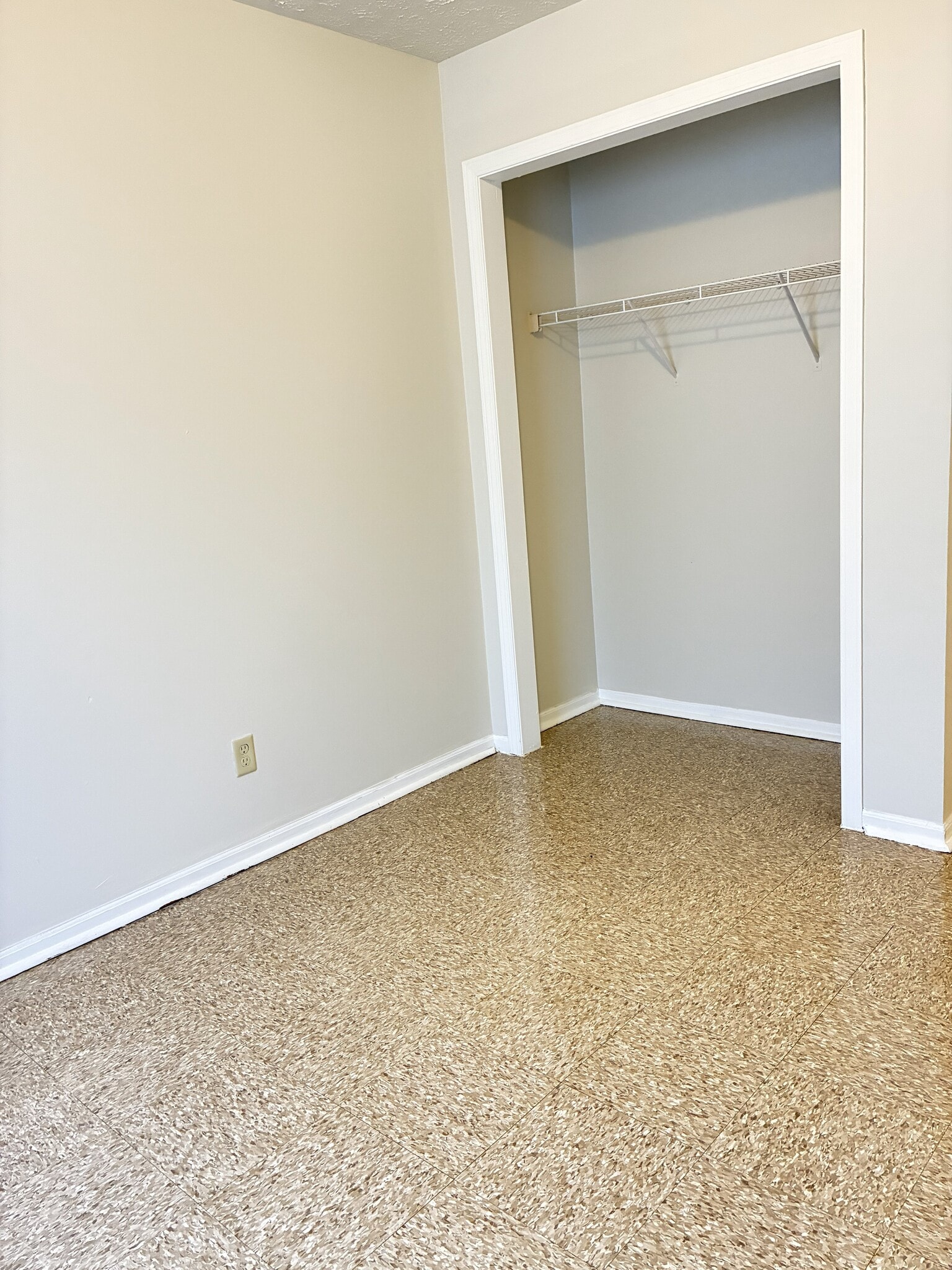 Bedroom 2 View 2 - 2034 5th Ave