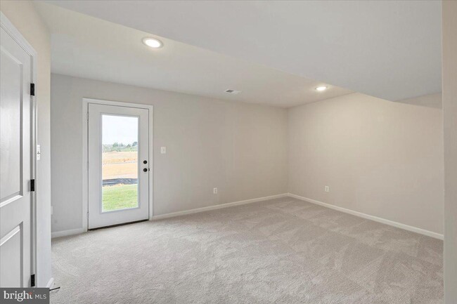 Building Photo - 31 Whimbrel Rd