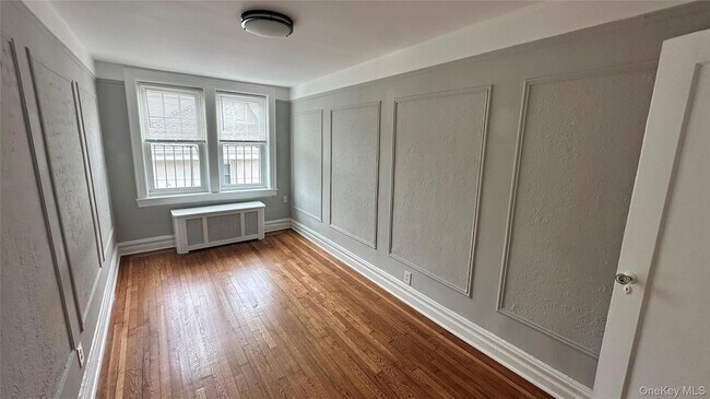 Building Photo - 539 W 232nd St
