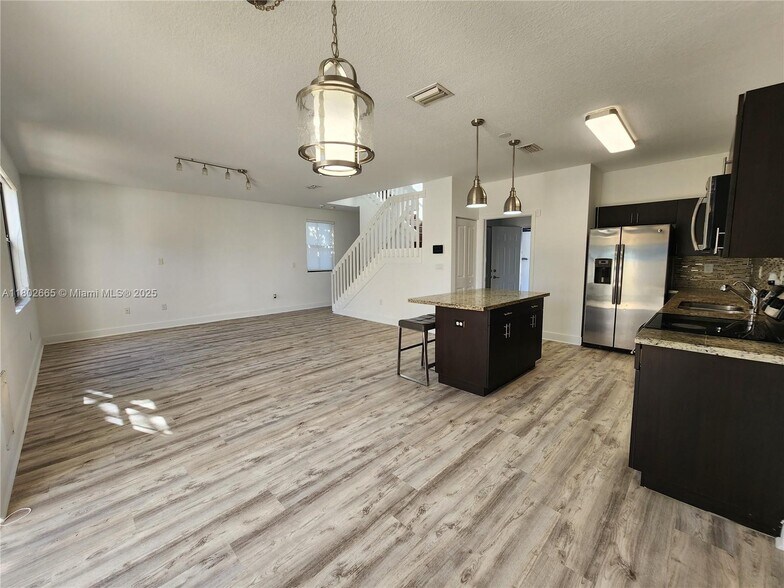 Building Photo - 22433 SW 102nd Ave