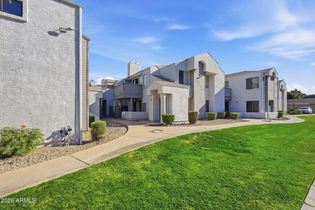 Building Photo - 9209 N 59th Ave