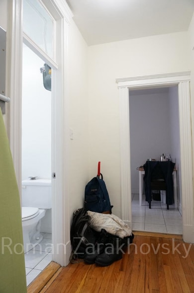 Building Photo - 110 Warren St