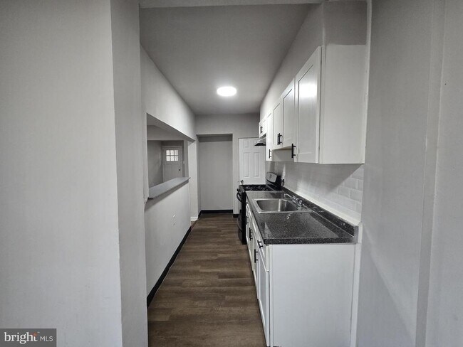 Building Photo - 1315 Fillmore St