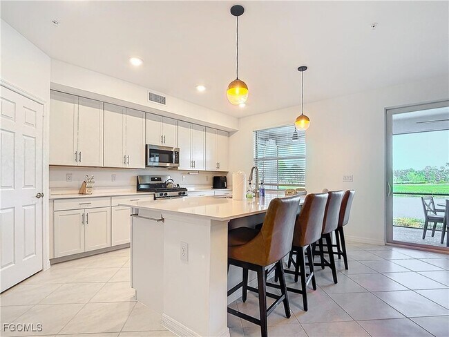 Building Photo - 15903 Grassland Ln