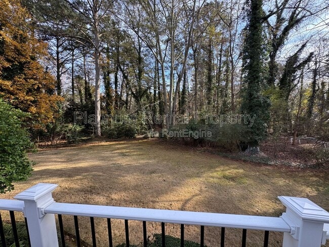 Building Photo - 4007 Shady Cir NW