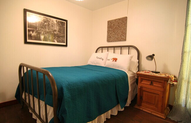 Building Photo - 202 S Topanga Canyon Blvd