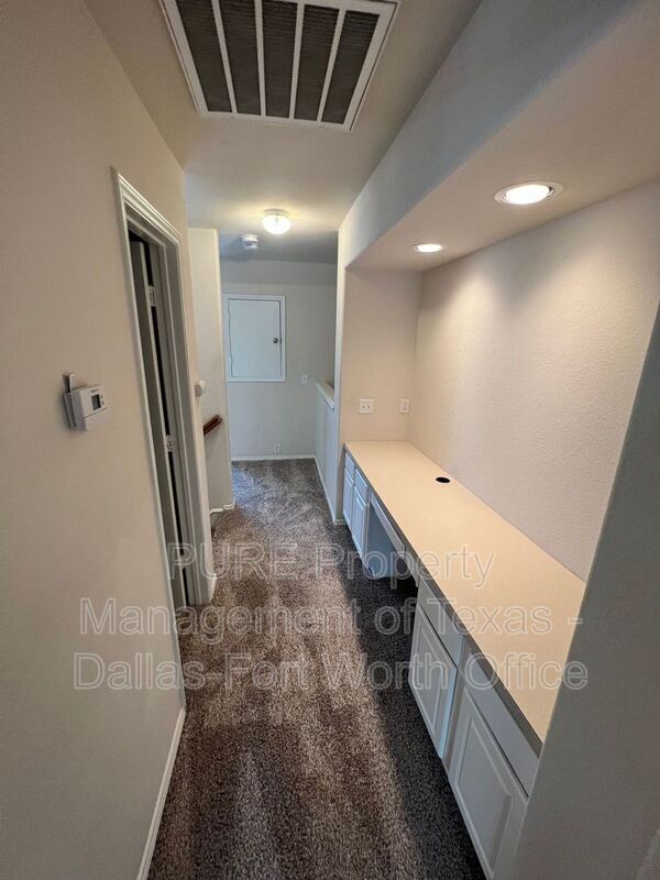 Building Photo - 3013 St Frances Dr