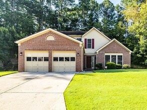 Building Photo - 4947 Clubgreen Summit